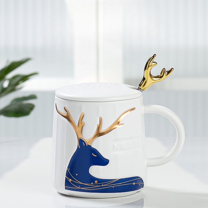 Nordic Embossed Deer Mug