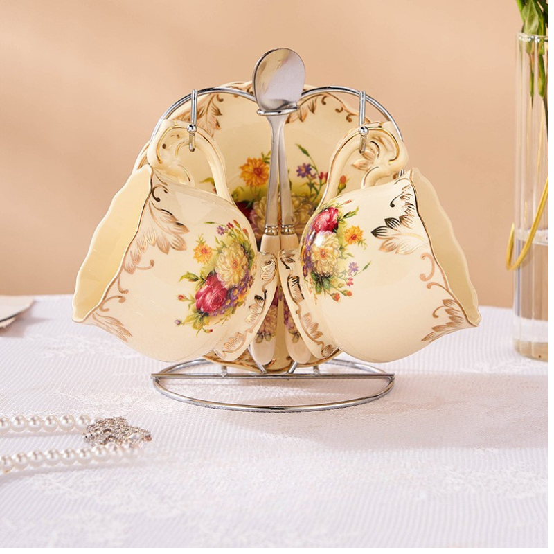 Vintage Floral Gold Tea Cup