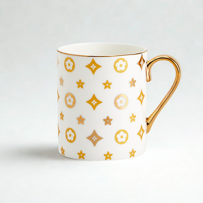 Elegant Gold Rim Mug