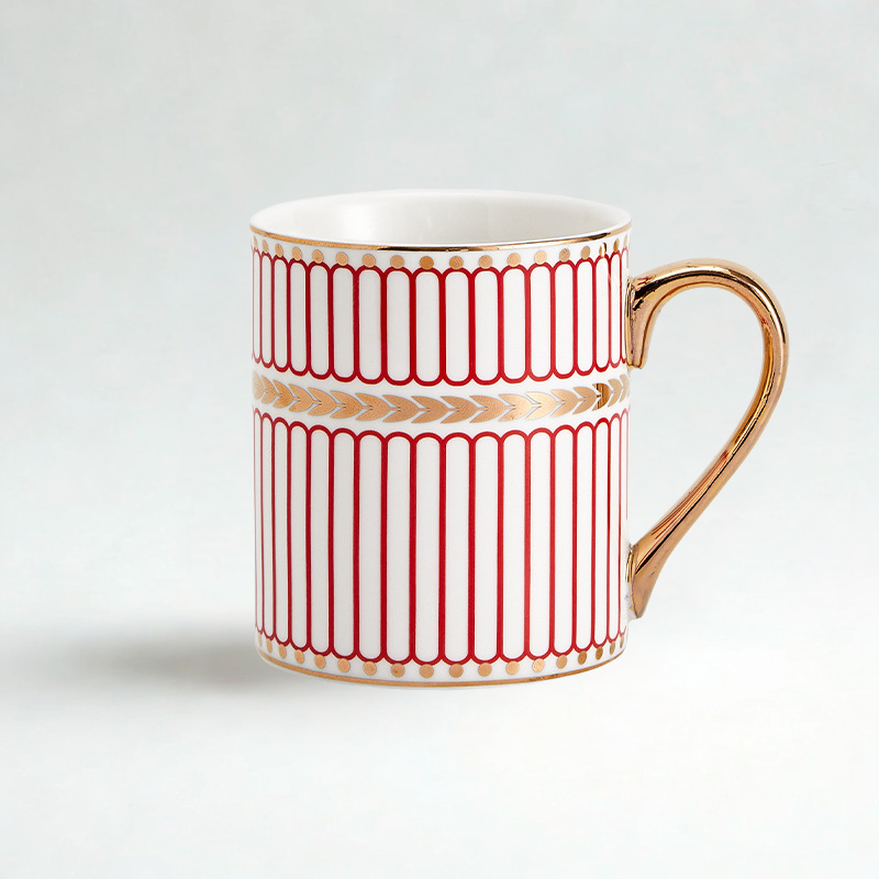 Elegant Gold Rim Mug