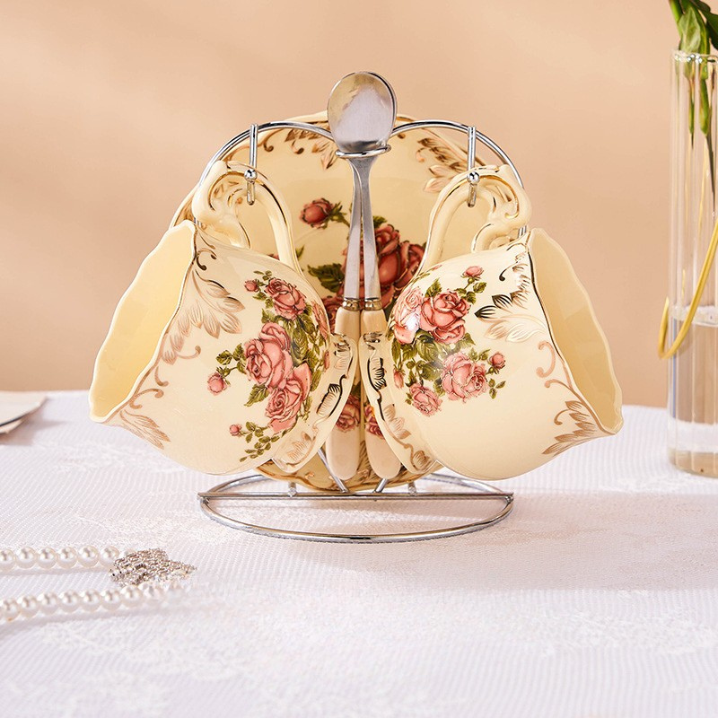 Vintage Floral Gold Tea Cup