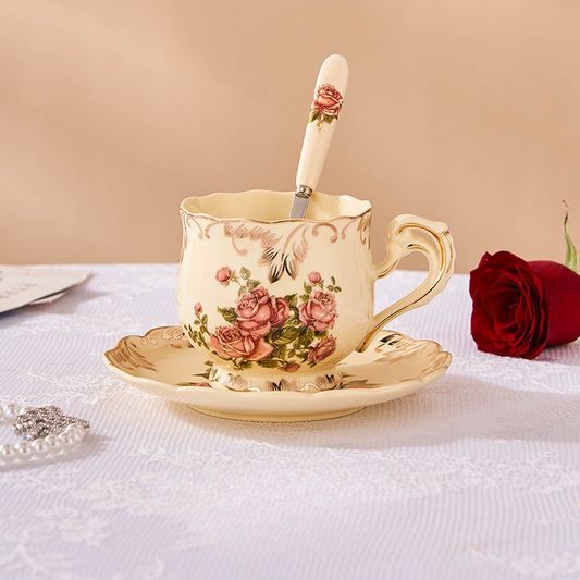 Vintage Floral Gold Tea Cup